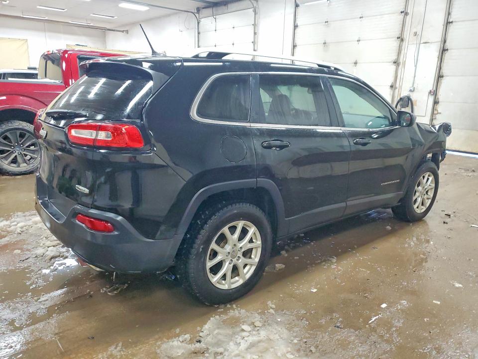 Photo 3 from auction – 2017 JEEP CHEROKEE with VIN 1C4PJMCS3HW575282