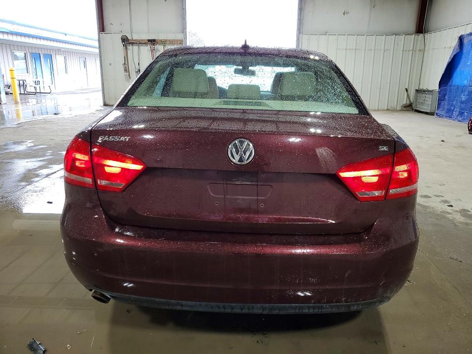 Photo 6 from auction – 2014 VOLKSWAGEN PASSAT with VIN 1VWBP7A34EC002312