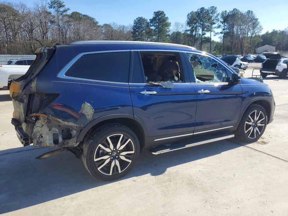 Photo 3 from auction – 2021 HONDA PILOT with VIN 5FNYF5H63MB000444