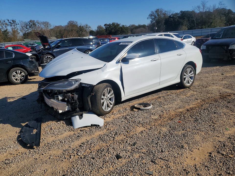 CHRYSLER 200 2015 with VIN 1C3CCCAB1FN583930 - Photo from auction