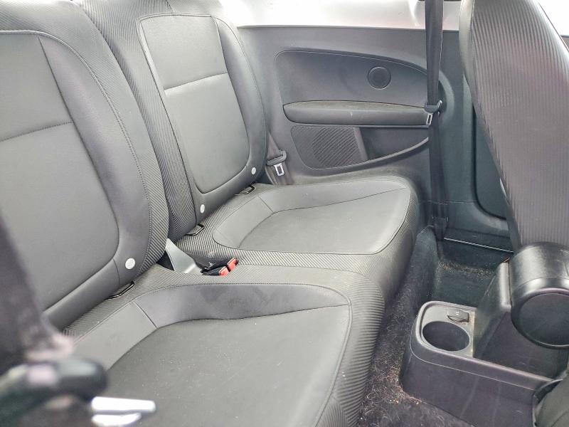 Photo 10 from auction – 2013 VOLKSWAGEN BEETLE with VIN 3VWJP7AT8DM688282