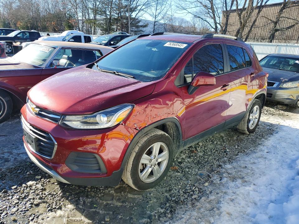 CHEVROLET TRAX 1LT 2022 with VIN KL7CJPSM2NB530336 - Photo from auction