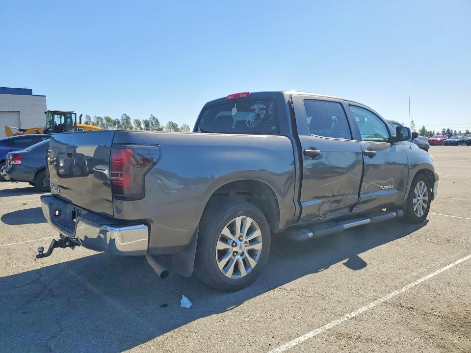 Photo 3 from auction – 2012 TOYOTA TUNDRA with VIN 5TFEM5F1XCX046308