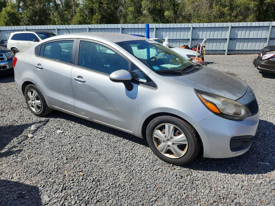 Photo 4 from auction – 2015 KIA RIO LX with VIN KNADM4A39F6504698
