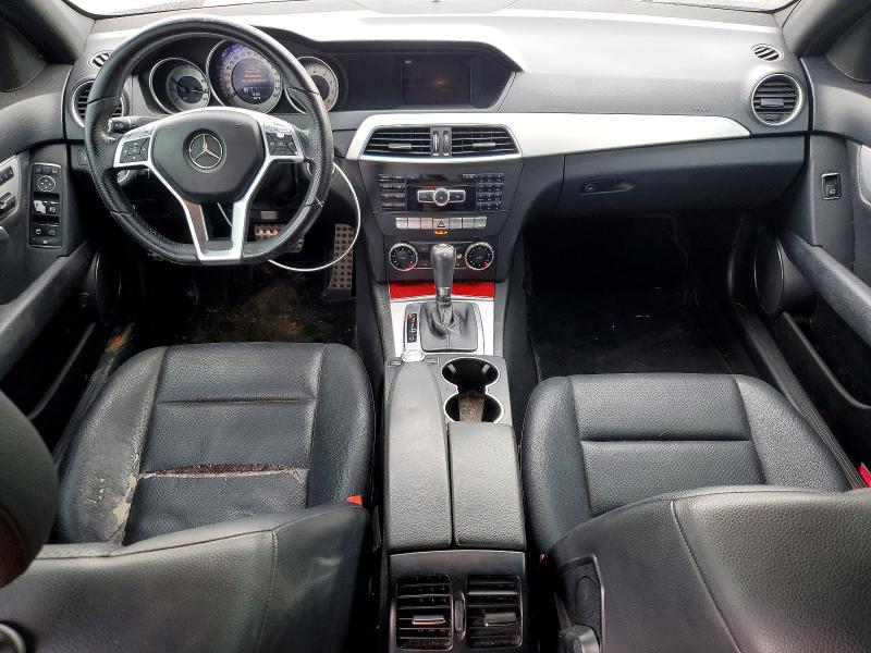 Photo 8 from auction – 2014 MERCEDES-BENZ C 300 4MAT with VIN WDDGF8AB6EG248141