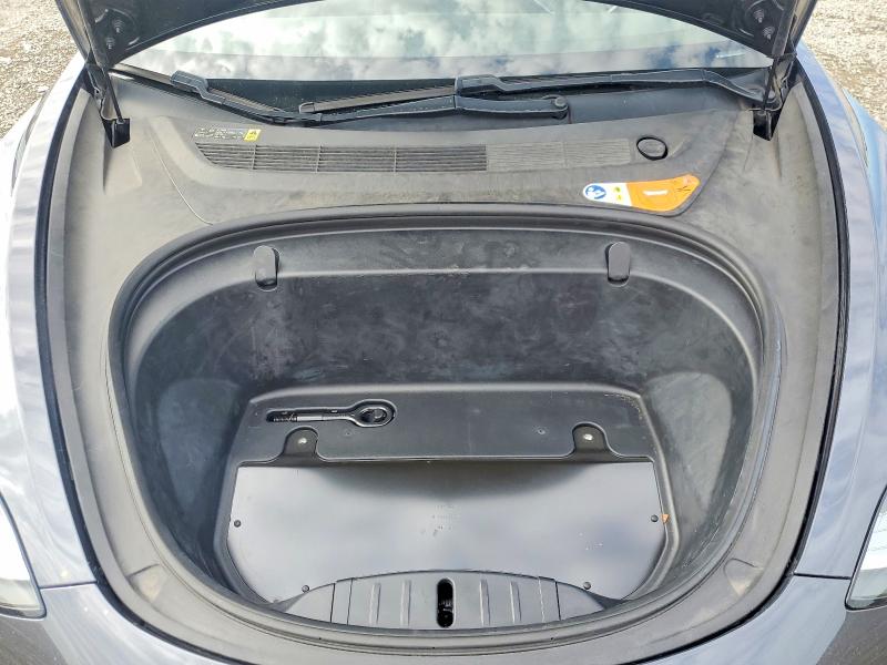 Photo 11 from auction – 2018 TESLA MODEL 3 with VIN 5YJ3E1EA9JF024127