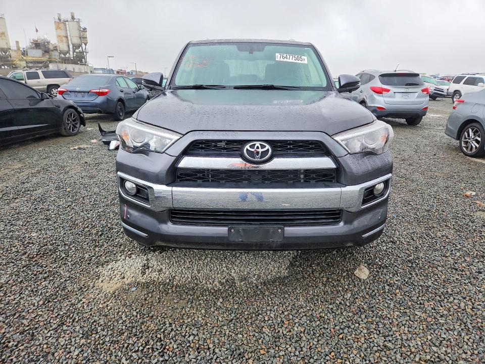 Photo 5 from auction – 2018 TOYOTA 4RUNNER with VIN JTEBU5JR4J5490319