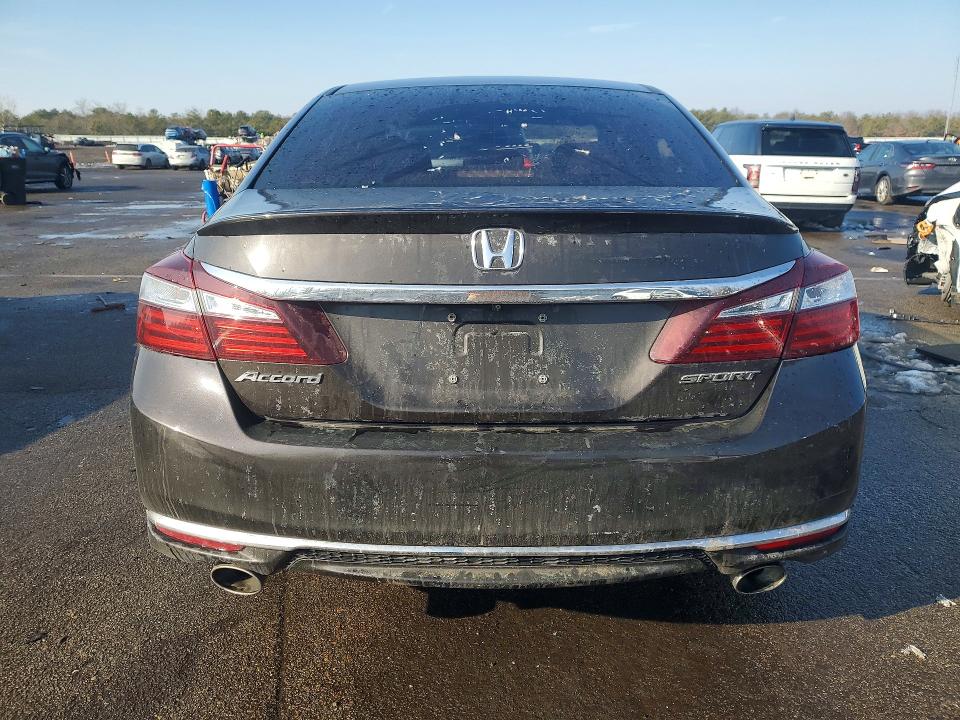 Photo 6 from auction – 2016 HONDA ACCORD SPO with VIN 1HGCR2F57GA079769