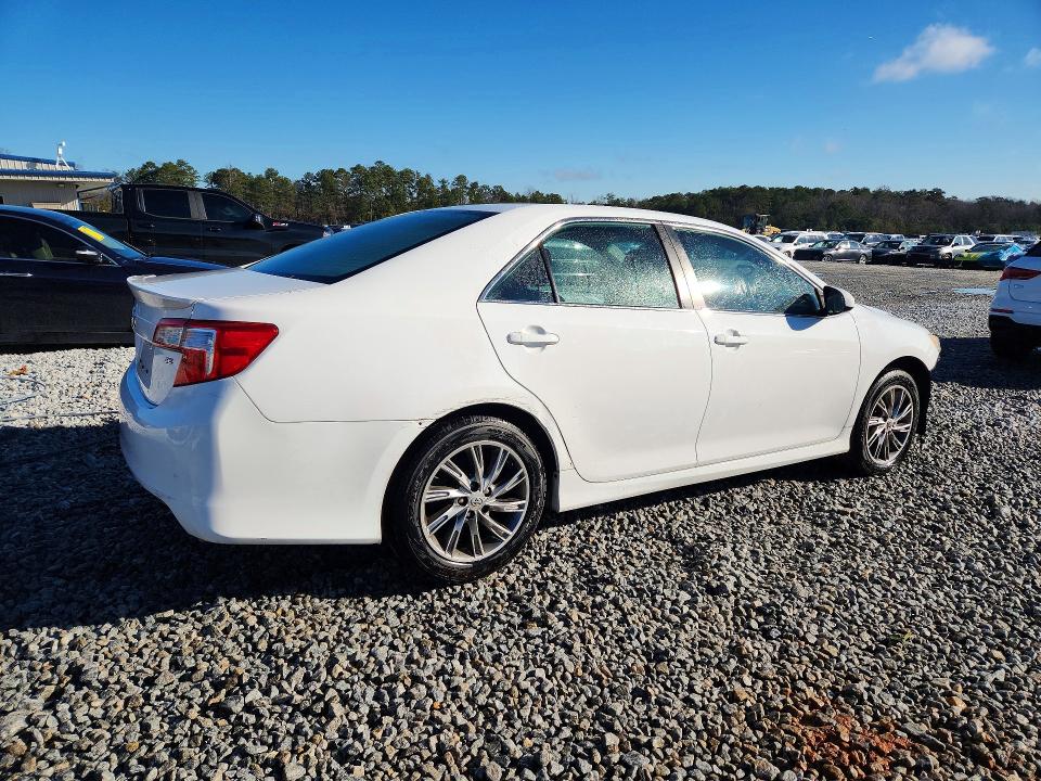 Photo 3 from auction – 2014 TOYOTA CAMRY with VIN 4T1BF1FK6EU823162