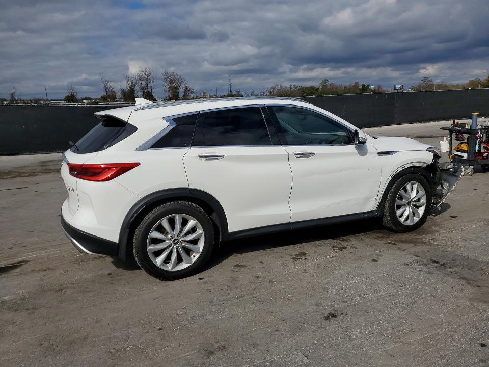 Photo 3 from auction – 2019 INFINITI QX50 with VIN 3PCAJ5M13KF106433