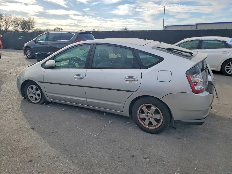 Photo 2 from auction – 2004 TOYOTA PRIUS with VIN JTDKB20U340012523