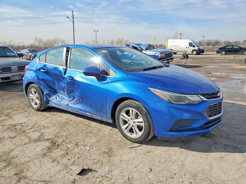 Photo 4 from auction – 2017 CHEV CRUZE with VIN 3G1BE6SM7HS613596