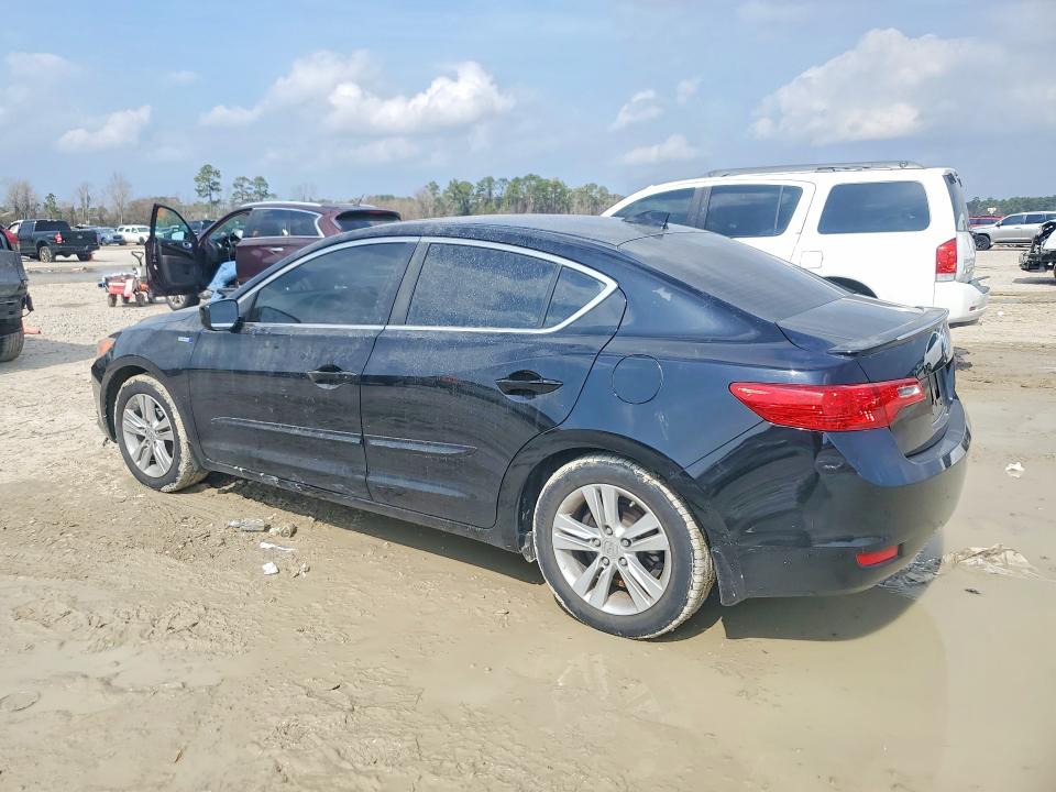 Photo 2 from auction – 2013 ACURA ILX with VIN 19VDE3F72DE302291