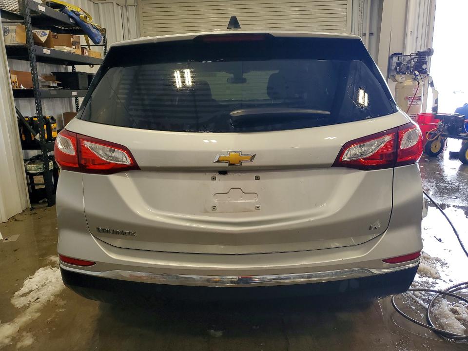 Photo 6 from auction – 2020 CHEVROLET EQUINOX LT with VIN 3GNAXKEV3LS737116