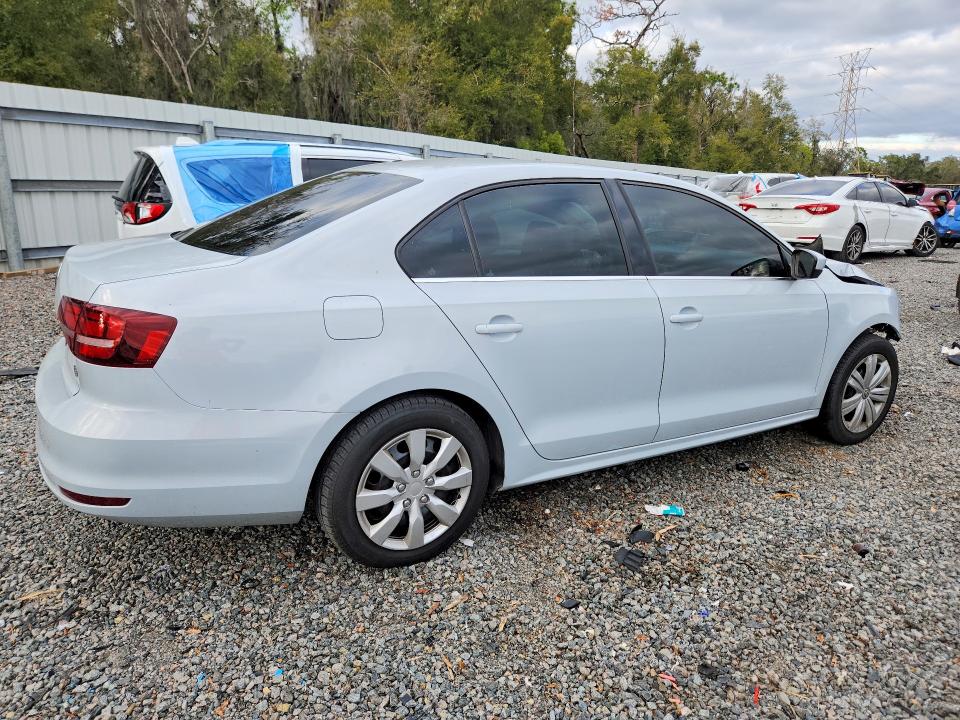 Photo 3 from auction – 2017 VOLKSWAGEN JETTA with VIN 3VW2B7AJ9HM414693