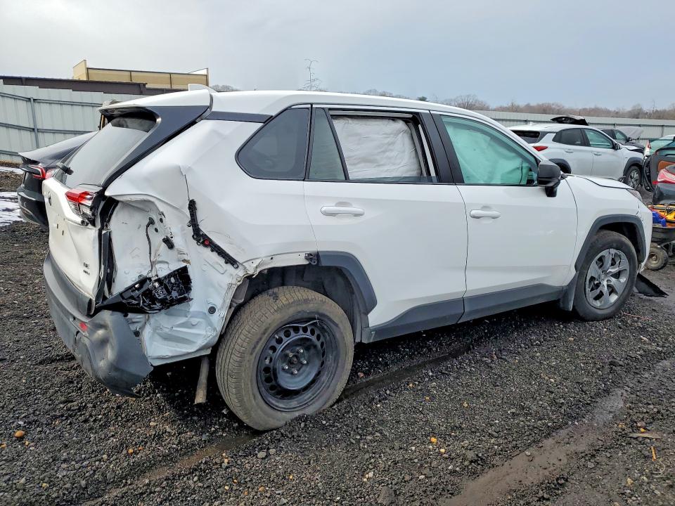 Photo 3 from auction – 2023 TOYOTA RAV4 with VIN 2T3F1RFV1PC326203