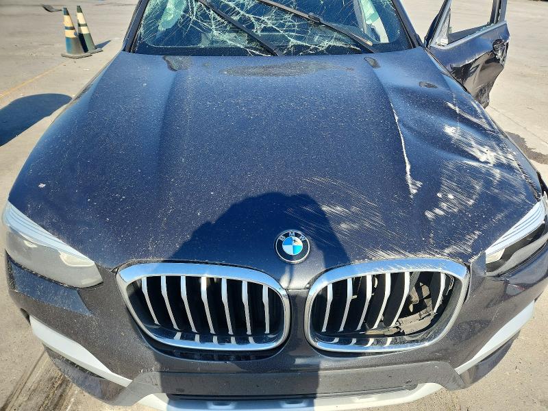 Photo 12 from auction – 2019 BMW X3 with VIN 5UXTR7C56KLF27157