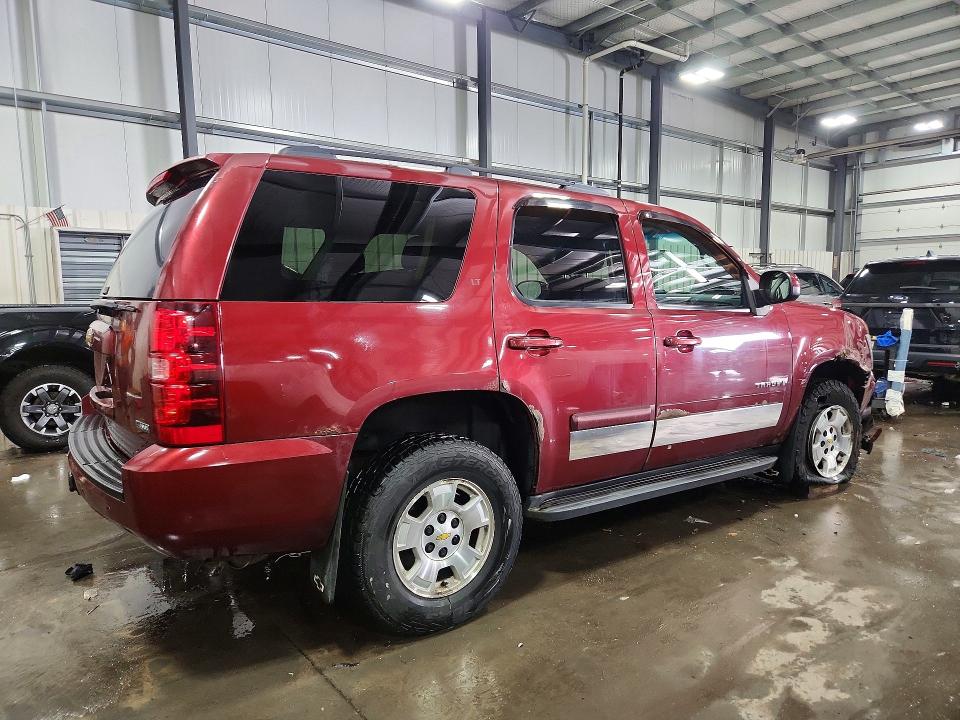 Photo 3 from auction – 2008 CHEVROLET TAHOE K150 with VIN 1GNFK13098J175348