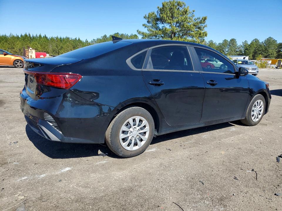 Photo 3 from auction – 2024 KIA FORTE with VIN 3KPF24AD9RE753284