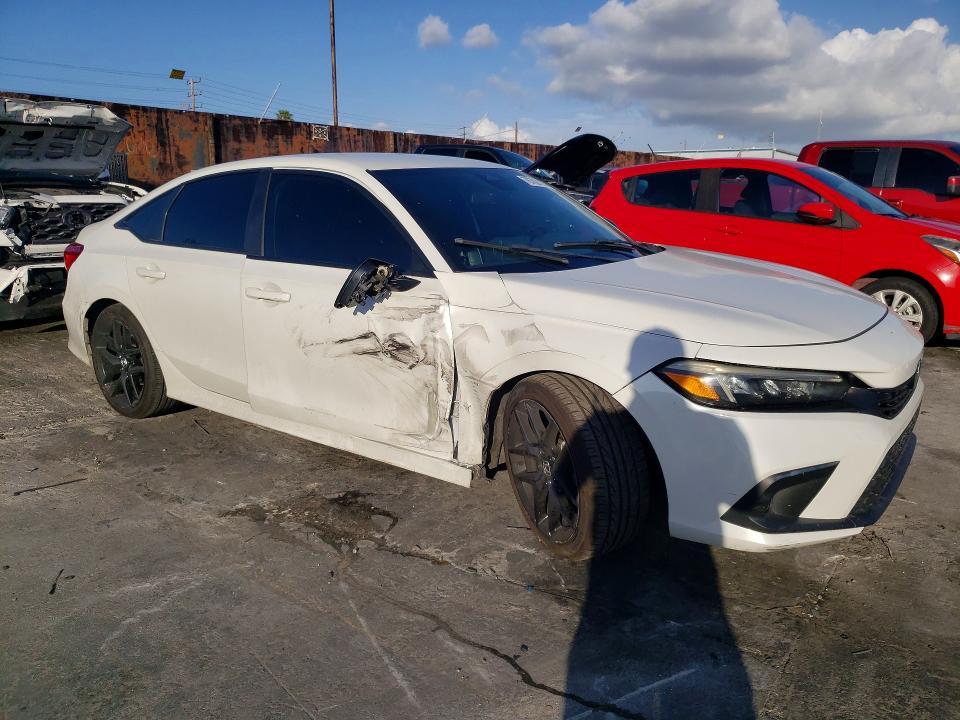 Photo 4 from auction – 2022 HONDA CIVIC SPOR with VIN 2HGFE2F53NH584232