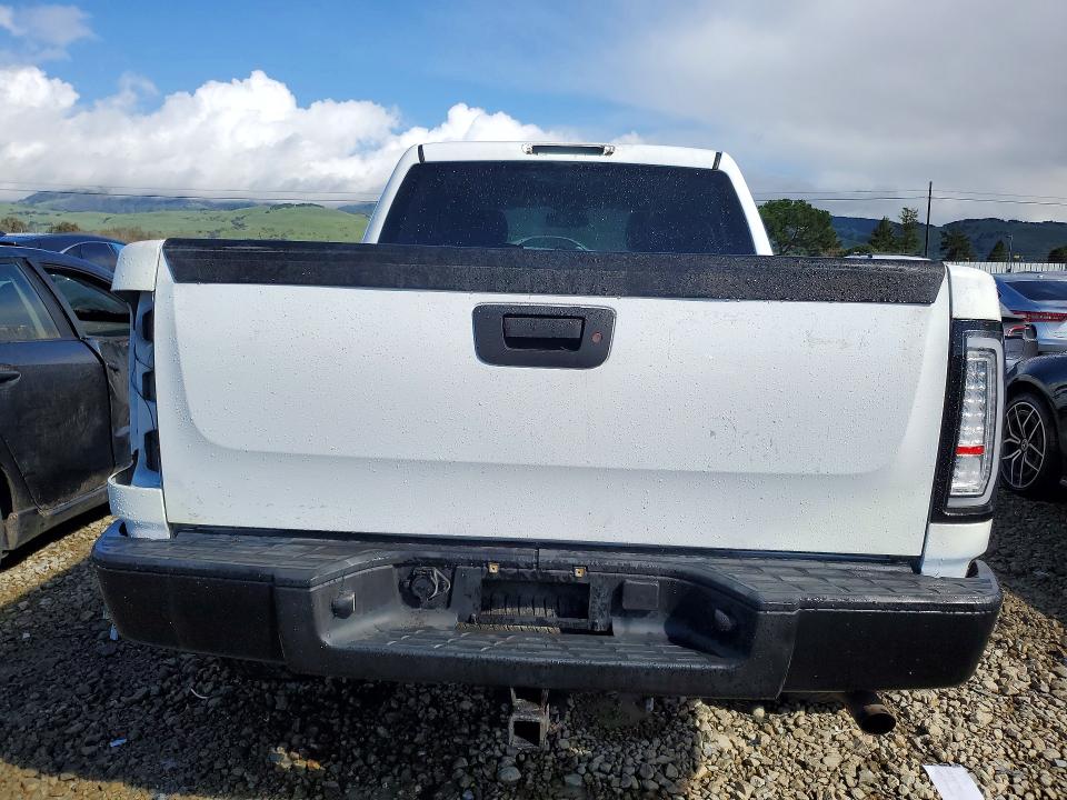 Photo 6 from auction – 2013 GMC SIERRA with VIN 3GTU2YEJ2DG221404