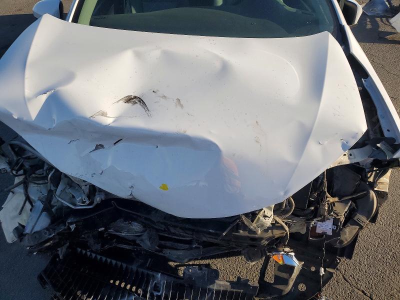 Photo 11 from auction – 2015 TOYOTA COROLLA with VIN 2T1BURHE4FC270557