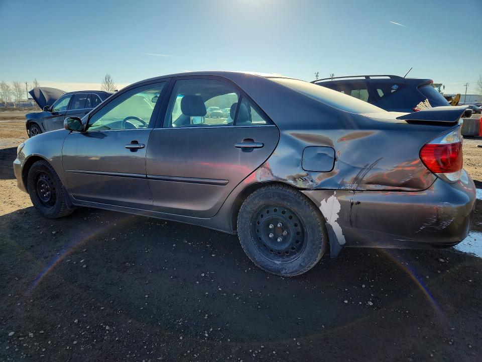 Photo 2 from auction – 2005 TOYOTA CAMRY LE with VIN 4T1BE32K65U602813