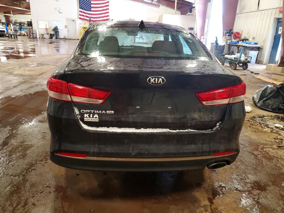 Photo 6 from auction – 2016 KIA OPTIMA with VIN 5XXGT4L35GG080519