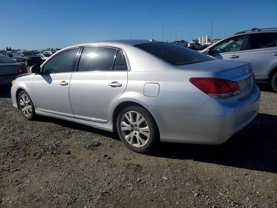 Photo 2 from auction – 2012 TOYOTA AVALON with VIN 4T1BK3DB2CU456929