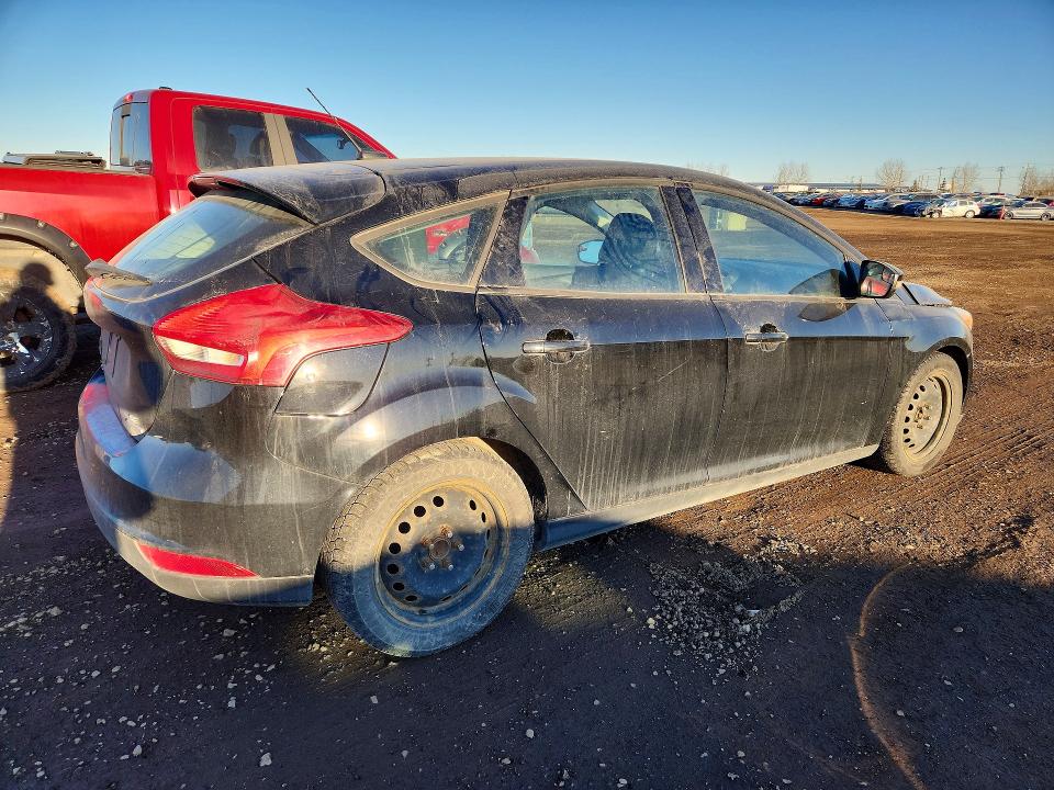 Photo 3 from auction – 2016 FORD FOCUS SE with VIN 1FADP3K21GL327387