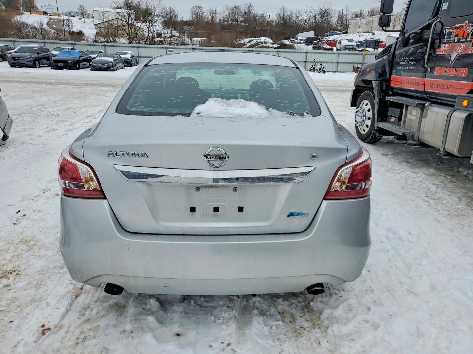 Photo 6 from auction – 2013 NISSAN ALTIMA 2.5 with VIN 1N4AL3AP8DC187748