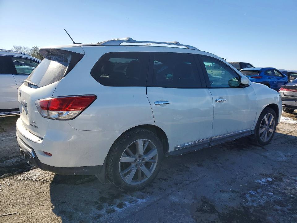 Photo 3 from auction – 2014 NISSAN PATHFINDER with VIN 5N1AR2MM9EC718215