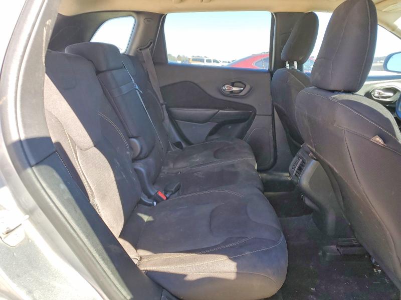 Photo 11 from auction – 2016 JEEP CHEROKEE with VIN 1C4PJLCBXGW189421