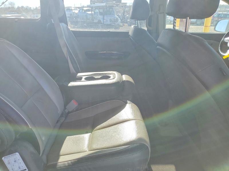 Photo 11 from auction – 2015 KIA SEDONA EX with VIN KNDMC5C16F6050322