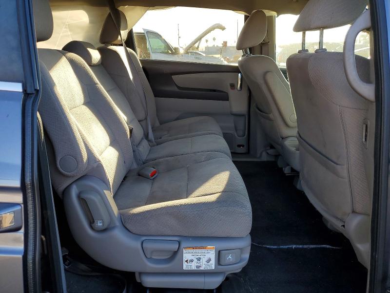 Photo 11 from auction – 2016 HONDA ODYSSEY with VIN 5FNRL5H33GB096471