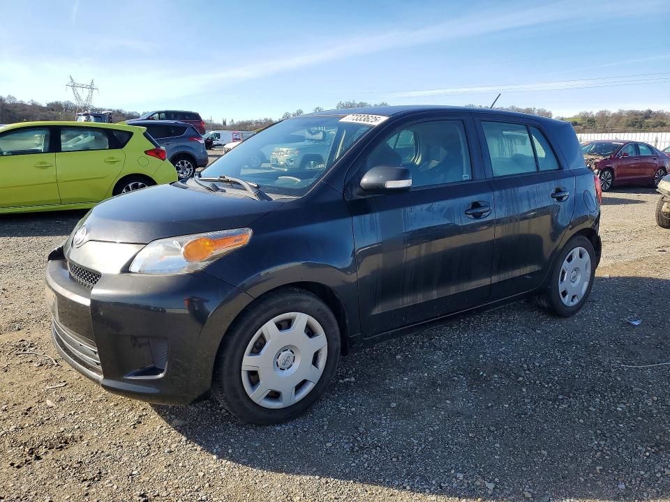 Photo 1 from auction – 2014 TOYOTA SCION XD with VIN JTKKUPB44E1040355