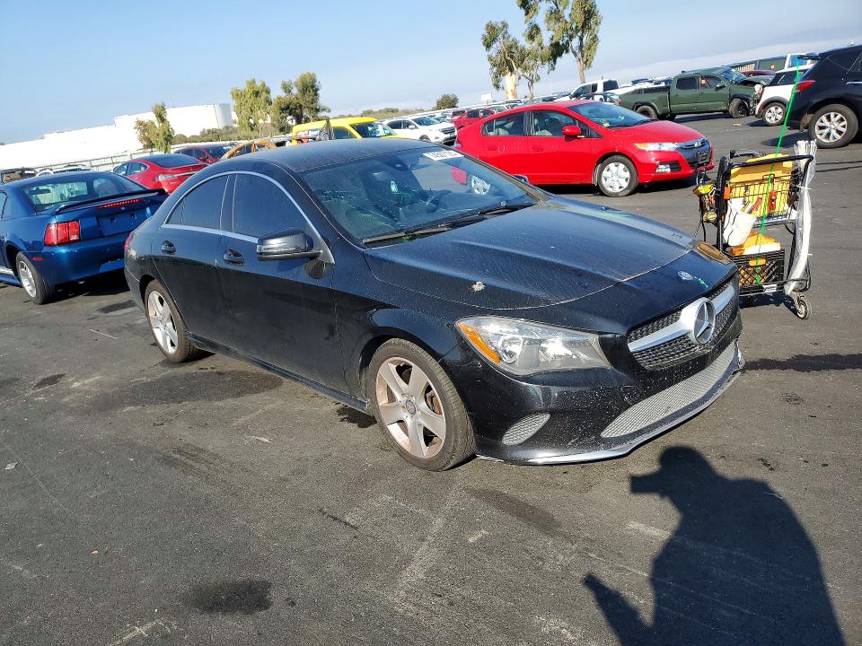 Photo 4 from auction – 2017 MERCEDES-BENZ CLA with VIN WDDSJ4EB3HN431136
