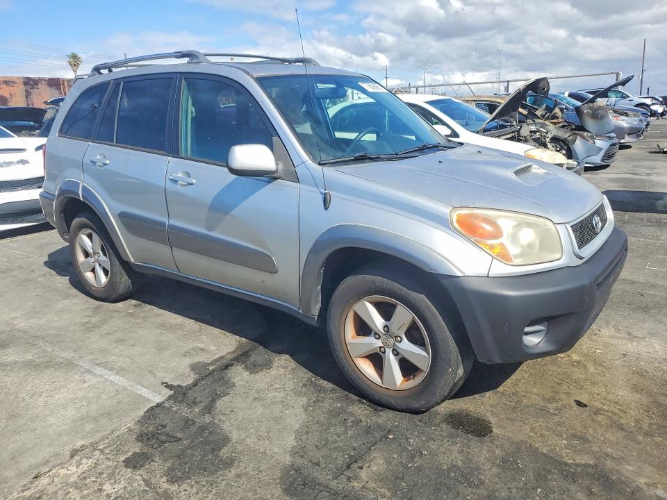 Photo 4 from auction – 2005 TOYOTA RAV4 with VIN JTEGD20V250083251