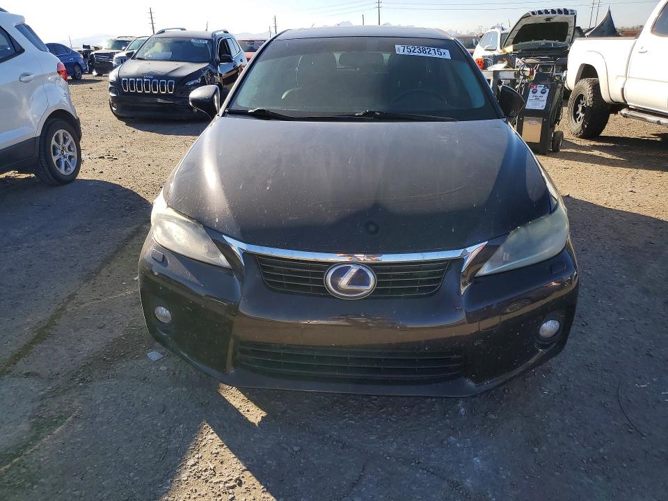 Photo 5 from auction – 2011 LEXUS CT 200H with VIN JTHKD5BH7B2032270
