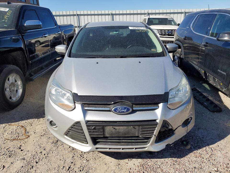 Photo 5 from auction – 2014 FORD FOCUS SE with VIN 1FADP3K23EL415693