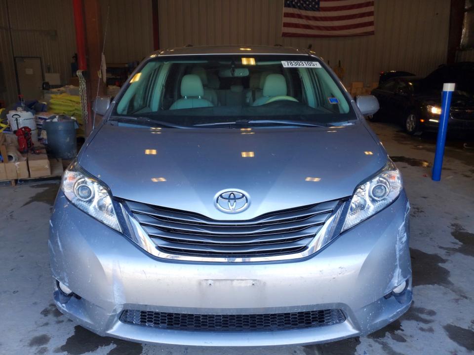 Photo 5 from auction – 2014 TOYOTA SIENNA with VIN 5TDYK3DC6ES496929