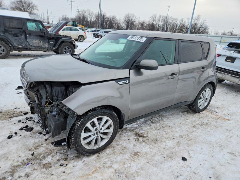 KIA SOUL 2018 with VIN KNDJP3A58J7557498 - Photo from auction