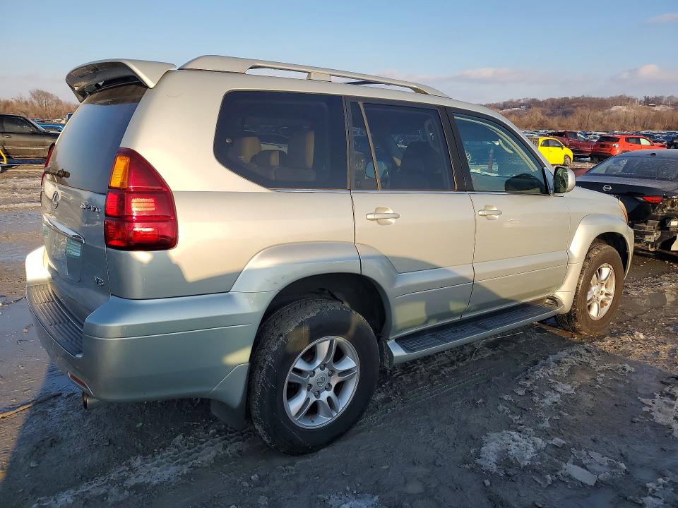 Photo 3 from auction – 2004 LEXUS GX 470 with VIN JTJBT20X540044166