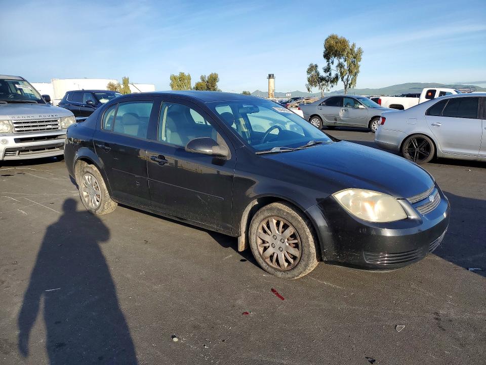 Photo 4 from auction – 2010 CHEVROLET COBALT with VIN 1G1AD5F52A7110607
