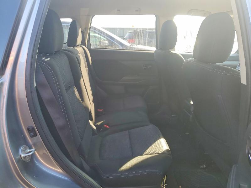 Photo 11 from auction – 2016 MITSUBISHI OUTLANDER with VIN JA4AD2A38GZ008070