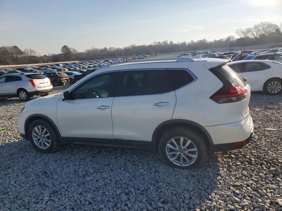Photo 2 from auction – 2018 NISSAN ROGUE with VIN KNMAT2MT5JP618015