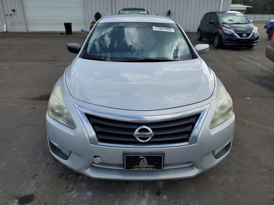 Photo 5 from auction – 2015 NISSAN ALTIMA with VIN 1N4AL3AP1FN907706