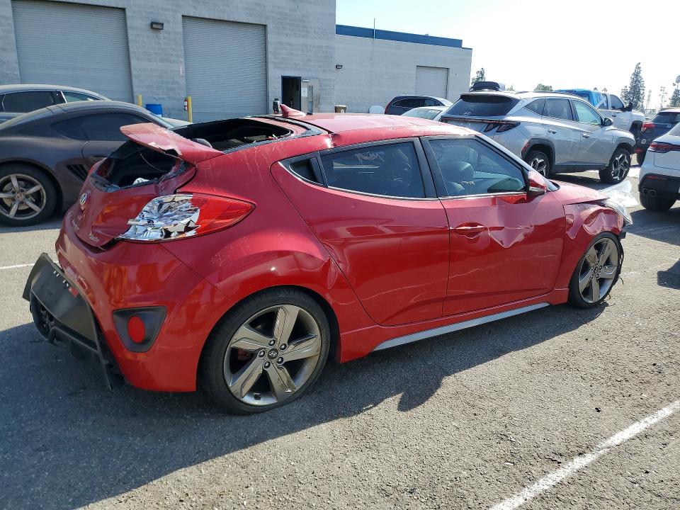 Photo 3 from auction – 2013 HYUNDAI VELOSTER with VIN KMHTC6AE0DU096563