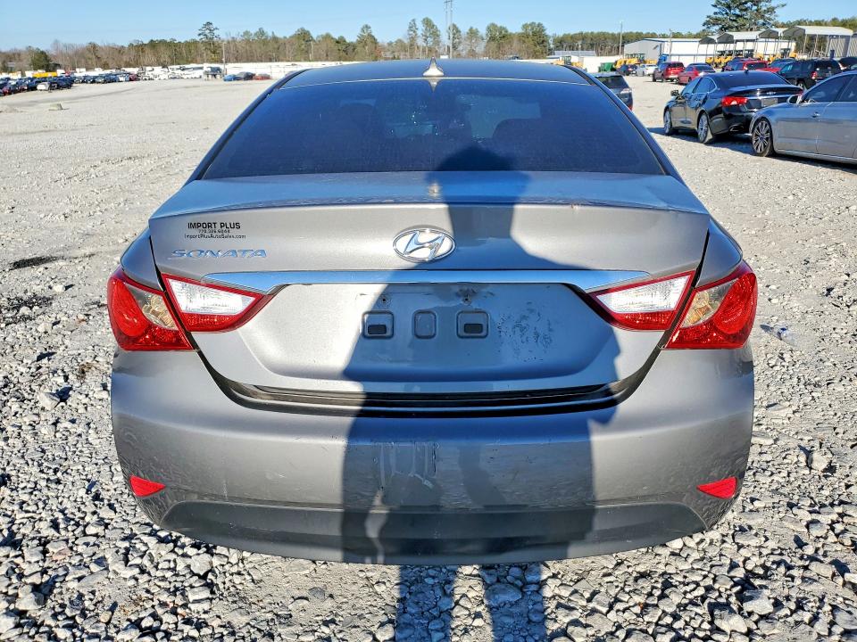 Photo 6 from auction – 2014 HYUNDAI SONATA GLS with VIN 5NPEB4AC9EH934443