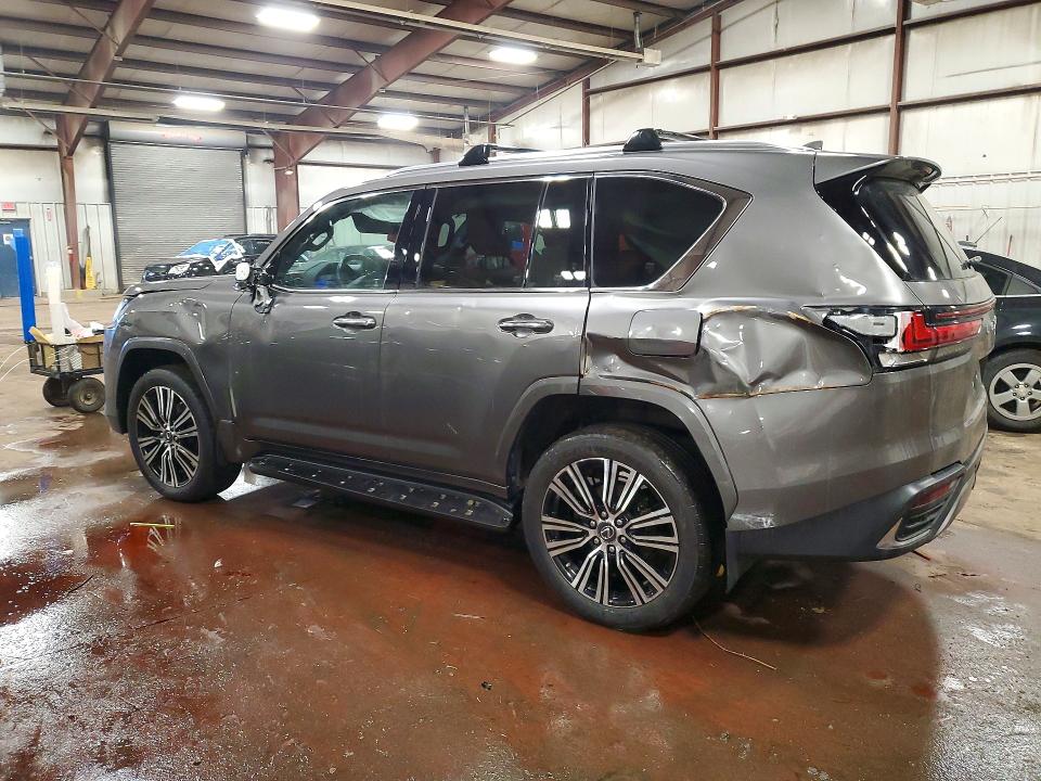 Photo 2 from auction – 2022 LEXUS LX with VIN JTJGB7CX6N4008210